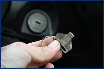 Advantage Locksmith Store Bloomfield, CT 860-261-9280 - 13-key-broke